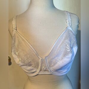 Olga White Lace Bra style 35080, in size 42D.
